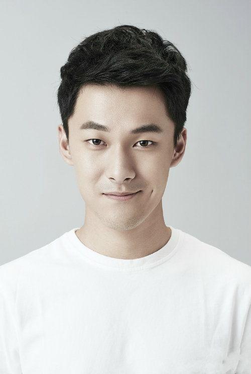 圈内人爆料高洋和吴磊什么关系,揭秘娱乐圈神秘兄弟情谊